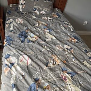 Pottery Barn Kids Baseball Print Bedding Set